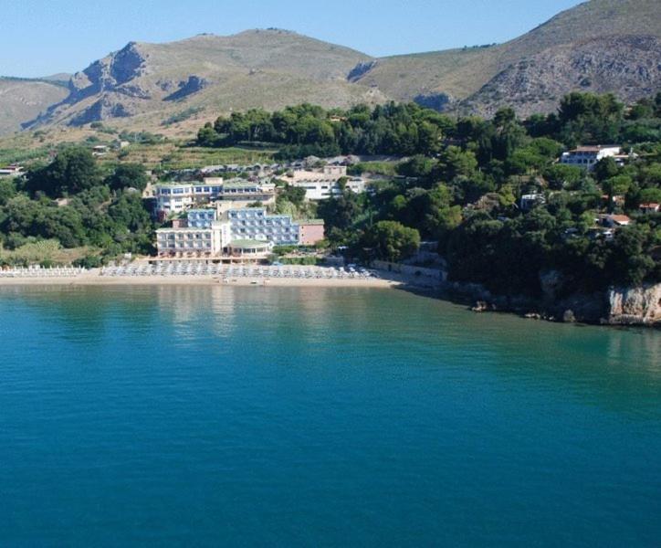 Summit Hotel Gaeta Exterior photo